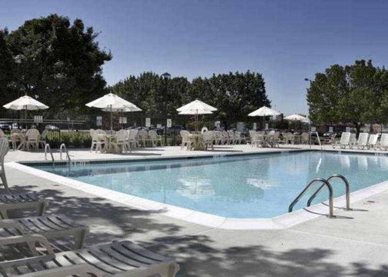 Quality Hotel Essington Eksteriør billede